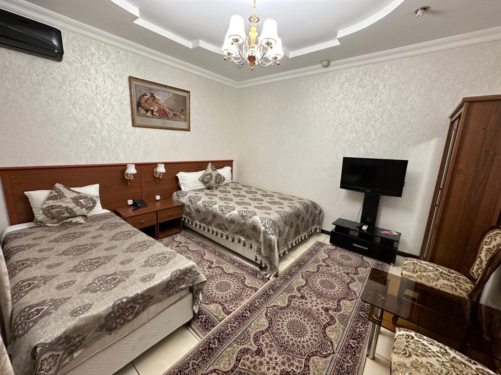 Sarbon Hotel Tashkent Exterior photo